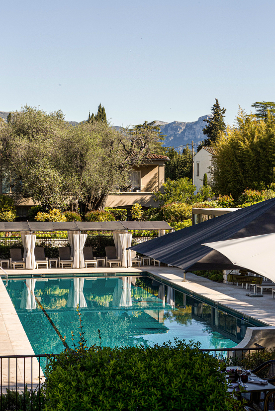 hotel piscine alpes maritimes