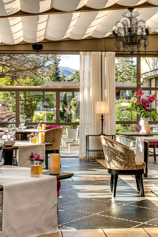restaurant nice​