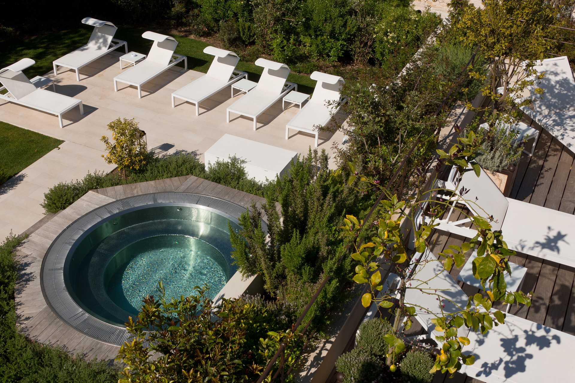 Jacuzzi