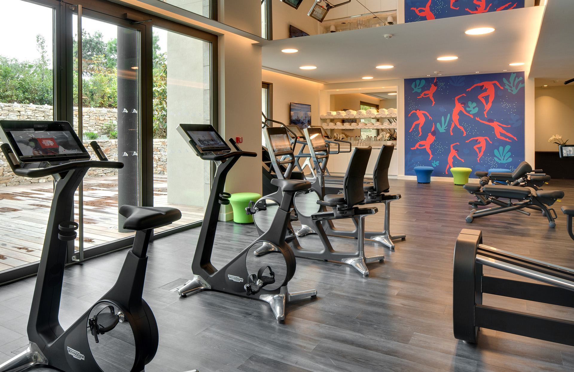Salle de fitness mur